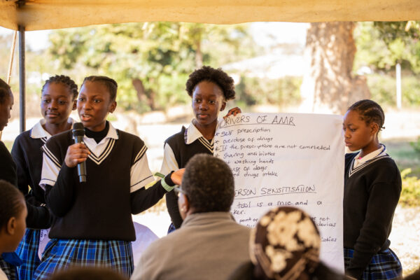 Group of school girls presenting about AMR at Munali secondary school in Lusaka. The school is engaged in the Maarifa kids project by ReAct Africa.
